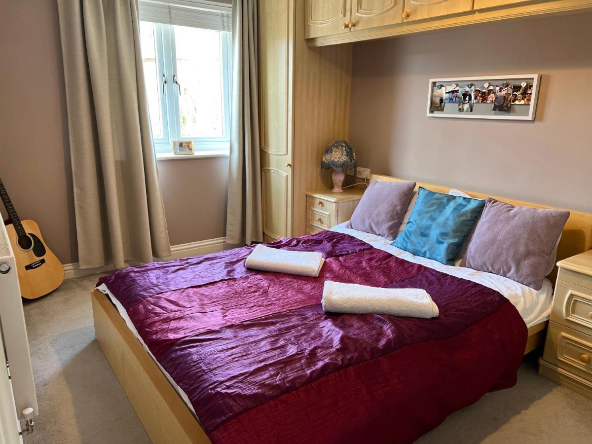 Simply Stunning 2 Bedroom Home With Parking Space Nottingham Eksteriør billede