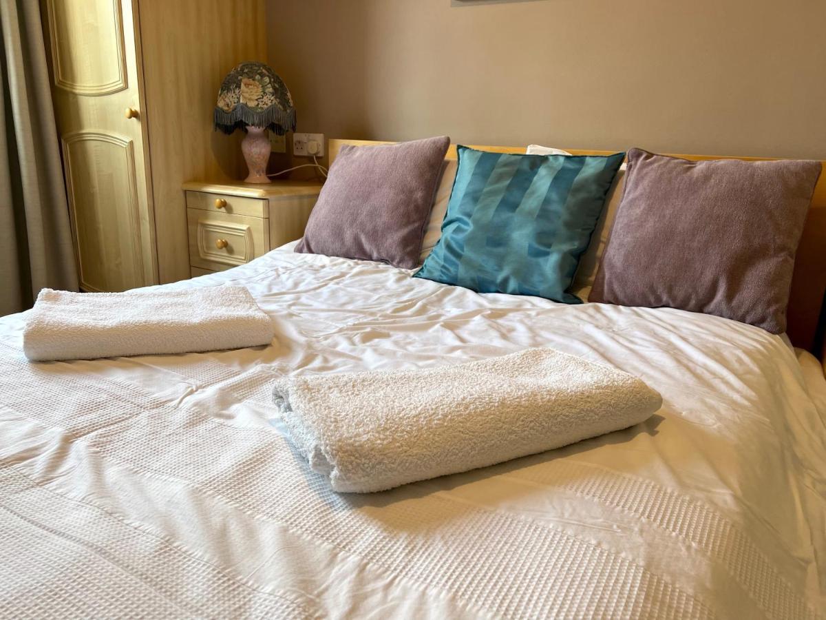 Simply Stunning 2 Bedroom Home With Parking Space Nottingham Eksteriør billede