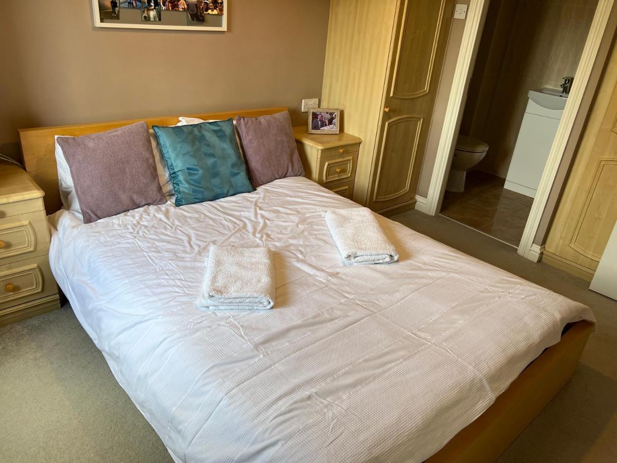 Simply Stunning 2 Bedroom Home With Parking Space Nottingham Eksteriør billede